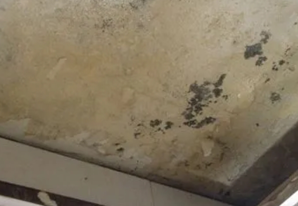单县阳台漏水维修公司分享下单县卫生间渗水维修需要注意哪些问题。
